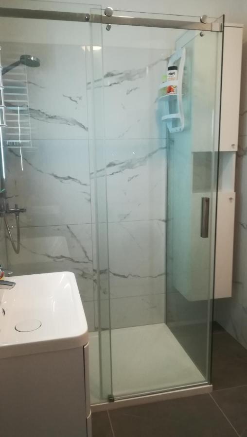 بولا Apartment Sunny Place المظهر الخارجي الصورة